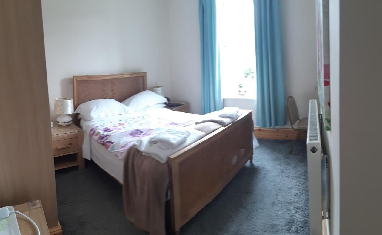 The Adelphi Bed & Breakfast Newcastle upon Tyne Bagian luar foto